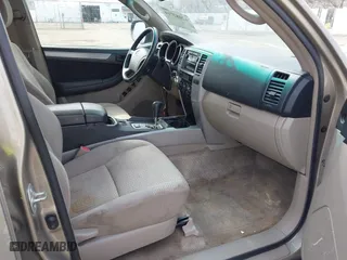 2006 Toyota 4Runner SR5 with VIN JTEBU14RX60079533, listed as a IAAI auction lot 42082714 with 222,380 mi miles. Bid and sale history available at carsss.com. Image 5.
