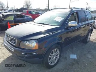 2008 Volvo XC90 V8 with VIN YV4CZ852481441399, listed as a IAAI auction lot 41758985 with 100,158 mi miles. Bid and sale history available at carsss.com. Image 2.