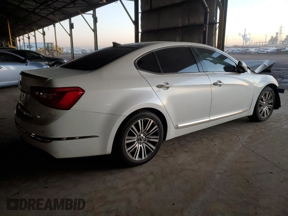 2016 Kia Cadenza Premium with VIN KNALN4D77G5207881, listed as a Copart auction lot 69082114 with 167,870 mi miles and Salvage Title. Bid and sale history available at carsss.com. Image 3.