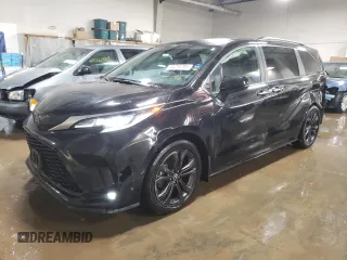 2022 Toyota Sienna XSE z VIN 5TDXRKEC5NS132033, wystawiony jako Copart lot #44216705 z przebiegiem 50 512 mil mil oraz Szkoda całkowita • Salvage title. Historia ofert i sprzedaży dostępna na DreamBid. Obrazek 1.