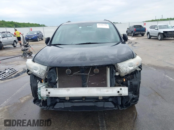 2012 Toyota Highlander Limited with VIN 5TDDK3EH6CS139367, listed as a IAAI auction lot 42203725 with 124,606 mi miles and . Bid and sale history available at DreamBid. Image 13.