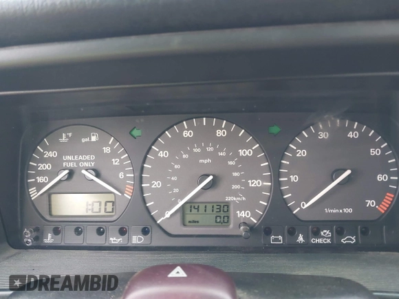 1996 Volkswagen Passat z VIN WVWEE83A6TE157789, wystawiony jako IAAI lot #41798846 z przebiegiem 141 130 mil mil oraz . Historia ofert i sprzedaży dostępna na DreamBid. Obrazek 7.