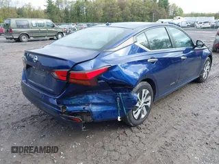 2019 Nissan Altima S z VIN 1N4BL4BV4KC236156, wystawiony jako IAAI lot #42202558 z przebiegiem 94 270 mil mil oraz . Historia ofert i sprzedaży dostępna na DreamBid. Obrazek 4.