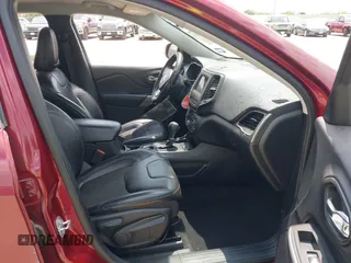 2020 Jeep Cherokee Latitude Plus с VIN 1C4PJLLBXLD547610, выставлен на аукционе IAAI как лот 42019215 с пробегом 97 207 миль миль и . История ставок и продаж доступна на DreamBid. Изображение 5.