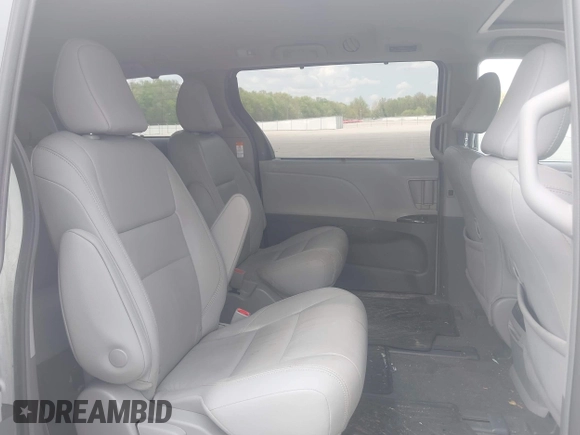 2018 Toyota Sienna XLE с VIN 5TDDZ3DC1JS200008, выставлен на аукционе IAAI как лот 42112804 с пробегом Не указан миль и . История ставок и продаж доступна на DreamBid. Изображение 8.