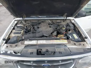 1999 Ford Explorer XLT z VIN 1FMZU32E4XZA40685, wystawiony jako IAAI lot #41531759 z przebiegiem 200 419 mil mil oraz . Historia ofert i sprzedaży dostępna na DreamBid. Obrazek 10.