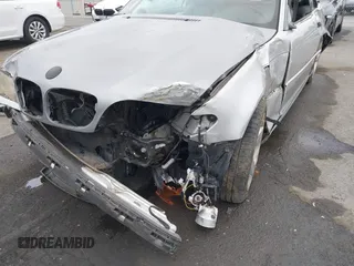 2005 BMW 3 Series 325Ci with VIN WBABW33415PL34475, listed as a IAAI auction lot 41450478 with 191,047 mi miles and . Bid and sale history available at carsss.com. Image 6.