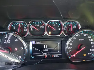 2019 GMC Yukon SLT with VIN 1GKS2BKC9KR166896, listed as a IAAI auction lot 41429865 with 165,174 mi miles. Bid and sale history available at carsss.com. Image 7.