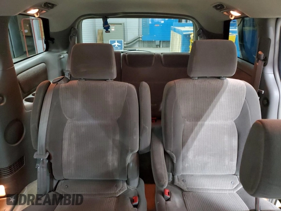2008 Toyota Sienna with VIN 5TDZK23CX8S143730, listed as a Copart auction lot 51897165 with 195,994 mi miles and Salvage Title. Bid and sale history available at DreamBid. Image 10.