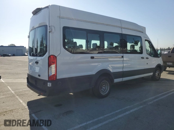 2019 Ford Transit Passenger XL with VIN 1FBVU4XMXKKA49423, listed as a Copart auction lot 52590185 with 183,289 mi miles and Clean Title. Bid and sale history available at DreamBid. Image 3.