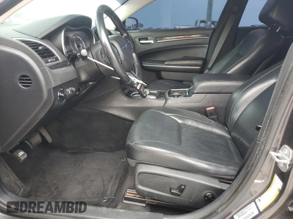 2015 Chrysler 300 Limited with VIN 2C3CCAAG4FH868288, listed as a Copart auction lot 54305845 with 190,152 mi miles and Salvage Title. Bid and sale history available at DreamBid. Image 7.