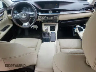 2016 Lexus ES 330 with VIN JTHBK1GG0G2232624, listed as a Copart auction lot 55597955 with 30,386 mi miles and Salvage title. Bid and sale history available at DreamBid. Image 8.