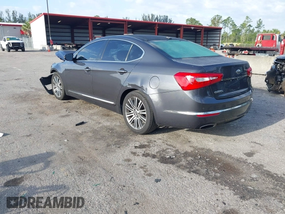 2016 Kia Cadenza Premium with VIN KNALN4D76G5207273, listed as a IAAI auction lot 42018231 with 92,460 mi miles. Bid and sale history available at carsss.com. Image 3.