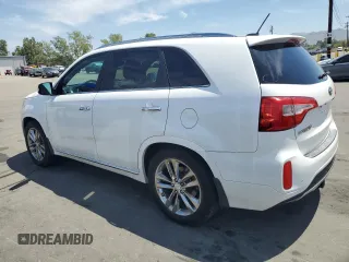 2015 Kia Sorento SX Limited with VIN 5XYKW4A76FG632966, listed as a Copart auction lot 53988945 with 125,778 mi miles and Clean Title. Bid and sale history available at carsss.com. Image 2.
