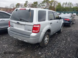 2008 Ford Escape XLS with VIN 1FMCU92Z18KE18919, listed as a IAAI auction lot 40941548 with Not provided miles and . Bid and sale history available at DreamBid. Image 4.