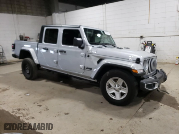 2022 Jeep Gladiator Sport S with VIN 1C6HJTAG5NL117583, listed as a Copart auction lot 51912425 with 69,739 mi miles and Salvage title. Bid and sale history available at DreamBid. Image 4.