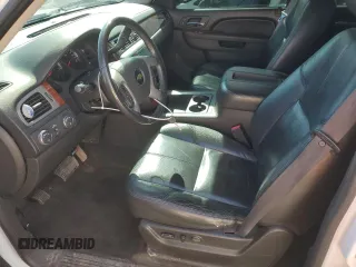 2011 Chevrolet Avalanche LT with VIN 3GNTKFE3XBG368334, listed as a Copart auction lot 46836805 with 127,269 mi miles and Salvage title. Bid and sale history available at DreamBid. Image 7.
