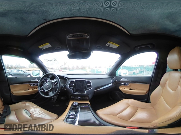2018 Volvo XC90 Momentum с VIN YV4A22PK1J1190501, выставлен на аукционе IAAI как лот 41738167 с пробегом 146 933 миль миль и . История ставок и продаж доступна на DreamBid. Изображение 21.