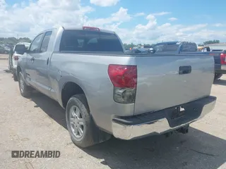2008 Toyota Tundra z VIN 5TFRV54158X060478, wystawiony jako IAAI lot #42246179 z przebiegiem 21 584 mil mil oraz . Historia ofert i sprzedaży dostępna na DreamBid. Obrazek 3.