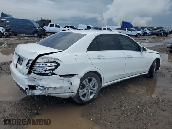 2014 Mercedes-Benz E 350 Sport with VIN WDDHF5KB8EA865027, listed as a Copart auction lot 53482265 with 166,648 mi miles and Salvage Title. Bid and sale history available at DreamBid. Image 3.