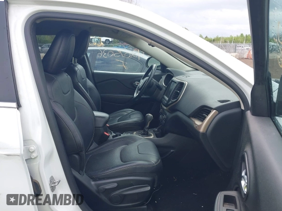 2014 Jeep Cherokee Limited with VIN 1C4PJMDB2EW281396, listed as a IAAI auction lot 42075036 with 113,578 mi miles and . Bid and sale history available at DreamBid. Image 5.