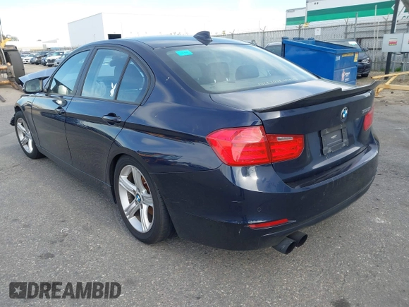 2013 BMW 3 Series 328i with VIN WBA3A5C55DF603542, listed as a IAAI auction lot 41501299 with 176,124 mi miles. Bid and sale history available at carsss.com. Image 3.