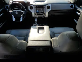 2018 Toyota Tundra SR5 с VIN 5TFHY5F16JX712563, выставлен на аукционе Copart как лот 62609265 с пробегом 169 076 миль миль и Списание • Salvage title. История ставок и продаж доступна на DreamBid. Изображение 8.