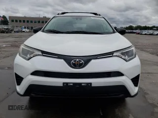 2017 Toyota RAV4 LE z VIN JTMZFREV4HJ721331, wystawiony jako Copart lot #58829225 z przebiegiem 24 880 mil mil oraz Szkoda całkowita • Salvage title. Historia ofert i sprzedaży dostępna na DreamBid. Obrazek 5.