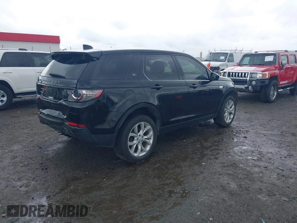 2017 Land Rover Discovery Sport HSE z VIN SALCR2BG1HH689304, wystawiony jako IAAI lot #42227373 z przebiegiem 116 407 mil mil oraz . Historia ofert i sprzedaży dostępna na DreamBid. Obrazek 4.