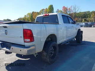 2018 Ram 2500 Big Horn with VIN 3C6UR5DL3JG275665, listed as a IAAI auction lot 40649632 with 64,985 mi miles. Bid and sale history available at carsss.com. Image 4.