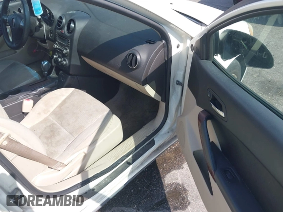 2008 Pontiac G6 z VIN 1G2ZG57B484249563, wystawiony jako IAAI lot #42229793 z przebiegiem 179 843 mil mil oraz . Historia ofert i sprzedaży dostępna na DreamBid. Obrazek 5.