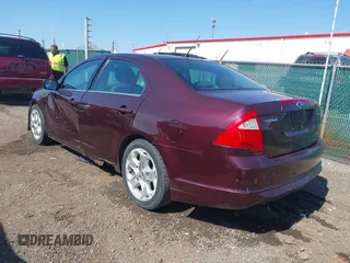 2011 Ford Fusion SE with VIN 3FAHP0HA5BR320130, listed as a IAAI auction lot 42103321 with 191,178 mi miles. Bid and sale history available at carsss.com. Image 3.