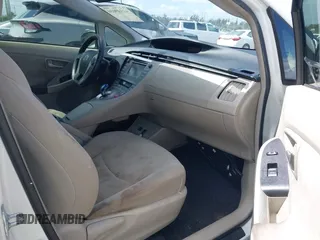 2015 Toyota Prius Four with VIN JTDKN3DU0F0479215, listed as a IAAI auction lot 41949034 with 173,028 mi miles. Bid and sale history available at carsss.com. Image 5.