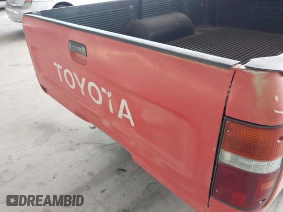 1991 Toyota Pickup with VIN JT4RN81A4M0071920, listed as a IAAI auction lot 42657768 with 257,702 mi miles and . Bid and sale history available at DreamBid. Image 13.