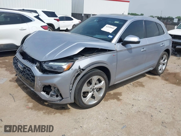 2022 Audi Q5 S line Premium Plus with VIN WA1EAAFY2N2081546, listed as a IAAI auction lot 42255043 with 33,371 mi miles and . Bid and sale history available at DreamBid. Image 17.