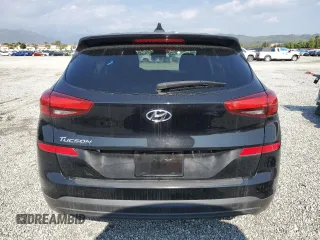 2020 Hyundai Tucson SE z VIN KM8J23A43LU250469, wystawiony jako Copart lot #56179735 z przebiegiem 113 473 mil mil oraz Czysty tytuł • Clean title. Historia ofert i sprzedaży dostępna na DreamBid. Obrazek 6.
