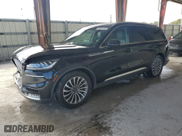 2021 Lincoln Aviator Reserve z VIN 5LM5J7WC5MGL17470, wystawiony jako Copart lot #88851245 z przebiegiem 70 598 mil mil oraz Nie do naprawy • Non repairable. Historia ofert i sprzedaży dostępna na DreamBid. Obrazek 1.