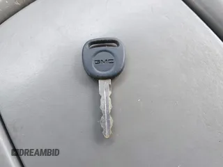2002 GMC Yukon Denali z VIN 1GKEK63U52J202688, wystawiony jako IAAI lot #41778920 z przebiegiem 354 202 mil mil oraz . Historia ofert i sprzedaży dostępna na DreamBid. Obrazek 11.