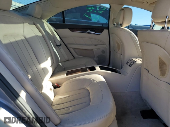 2015 Mercedes-Benz CLS-Class CLS 400 with VIN WDDLJ6FB3FA134063, listed as a Copart auction lot 71047323 with 99,899 mi miles. Bid and sale history available at carsss.com. Image 10.