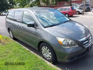 2007 Honda Odyssey LX with VIN 5FNRL38227B118455, listed as a IAAI auction lot 42728784 with 121,171 mi miles and . Bid and sale history available at DreamBid. Image 1.