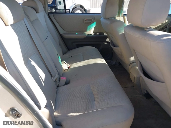 2006 Toyota Highlander with VIN JTEGP21A960096342, listed as a IAAI auction lot 41286059 with 185,746 mi miles. Bid and sale history available at carsss.com. Image 8.