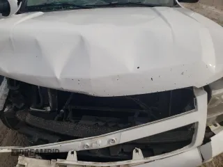 2008 Chevrolet Suburban LT w/3LT with VIN 3GNFC16078G200144, listed as a Copart auction lot 70281504 with 0 mi miles and Salvage Title. Bid and sale history available at carsss.com. Image 12.