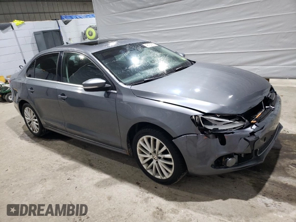 2012 Volkswagen Jetta SEL with VIN 3VWLP7AJ2CM412024, listed as a Copart auction lot 48194955 with 178,268 mi miles and Salvage title. Bid and sale history available at DreamBid. Image 4.