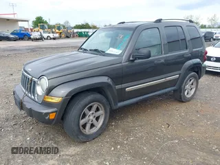 2005 Jeep Liberty Limited with VIN 1J4GK58K85W513961, listed as a IAAI auction lot 41921343 with 347,996 mi miles and . Bid and sale history available at DreamBid. Image 2.