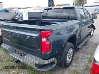 2020 Chevrolet Silverado 1500 LT with VIN 3GCPWCEK0LG313736, listed as a IAAI auction lot 41895111 with 36,636 mi miles. Bid and sale history available at carsss.com. Image 4.