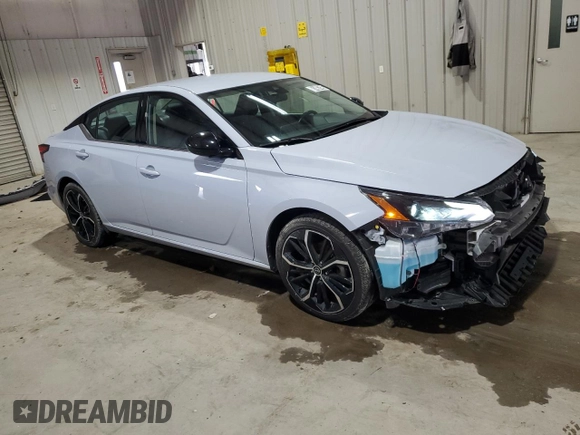 2024 Nissan Altima SR with VIN 1N4BL4CV2RN332610, listed as a Copart auction lot 61487425 with 29,005 mi miles and Clean title. Bid and sale history available at DreamBid. Image 4.