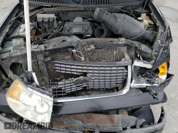 2006 Ford Expedition Special Service with VIN 1FMPU165X6LA20013, listed as a Copart auction lot 51755844 with 179,826 mi miles and Non repairable. Bid and sale history available at DreamBid. Image 13.
