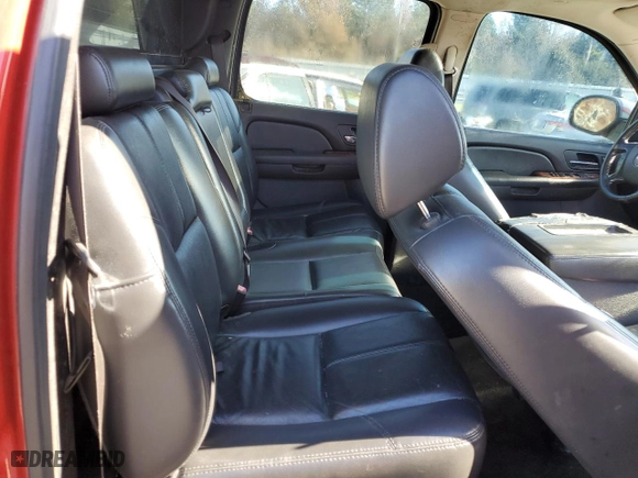 2007 Chevrolet Avalanche LT w/2LT with VIN 3GNEC12J97G322271, listed as a Copart auction lot 83590044 with 273,273 mi miles and Clean Title. Bid and sale history available at carsss.com. Image 10.