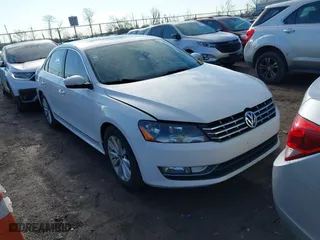2013 Volkswagen Passat SEL Premium with VIN 1VWCP7A33DC071818, listed as a IAAI auction lot 41905651 with 172,911 mi miles. Bid and sale history available at carsss.com. Image 1.