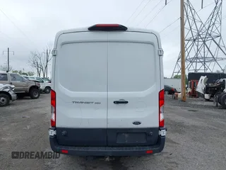 2018 Ford Transit with VIN 1FTBW2CM6JKA88298, listed as a IAAI auction lot 42112029 with 119,425 mi miles and . Bid and sale history available at DreamBid. Image 17.